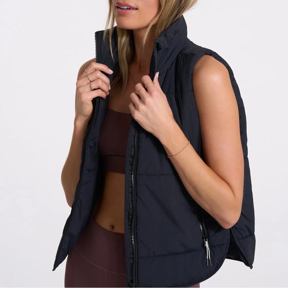 Vuori Canyon Insulated Puffer Vest Small Black